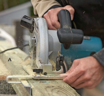 Hjørnestolper til putekasse Hjørnestolper til vanntett putekasse